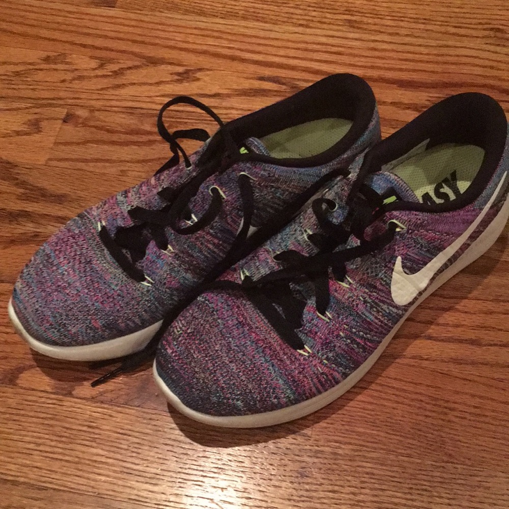 Gently used Nike run easy